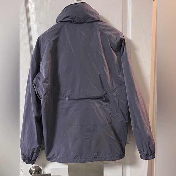 Aritzia TNA purple windbreaker pullover size xs preloved - Picture 2 of 11